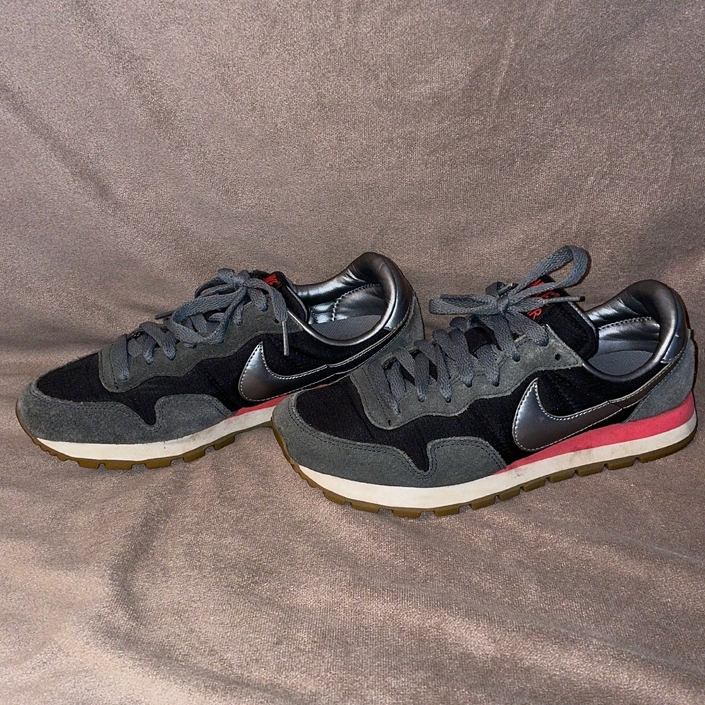 Nike Air Pegasus '83 Run Running Shoes            Women's Size 7 Gray Black Pink